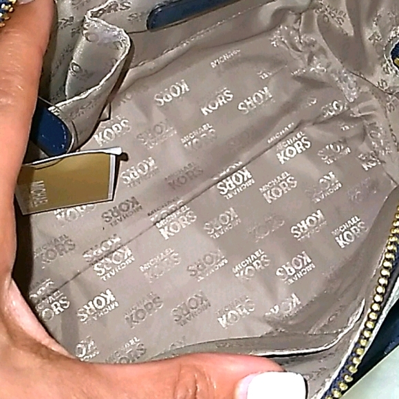 MICHAEL KORS~NEW~3 SHADES OF BLUE~ SPEEDY SIZE~SUPER CUTE HANDBAG - Picture 11 of 16